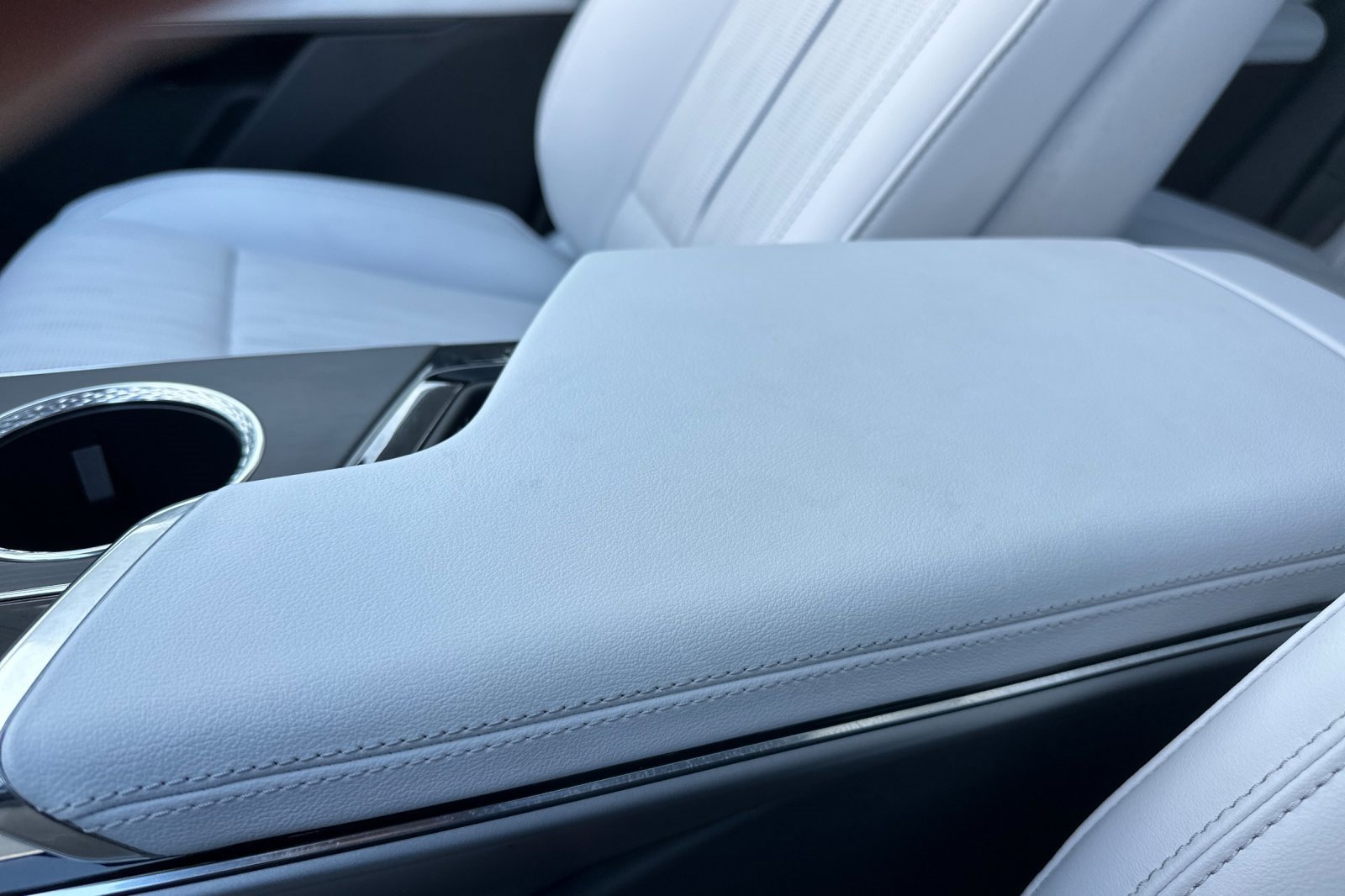 Certified 2025 Cadillac Lyriq Luxury image 30