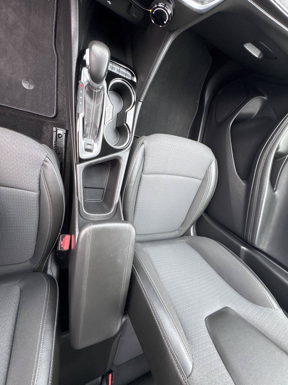 Used 2024 Buick Encore GX Preferred FWD image 22