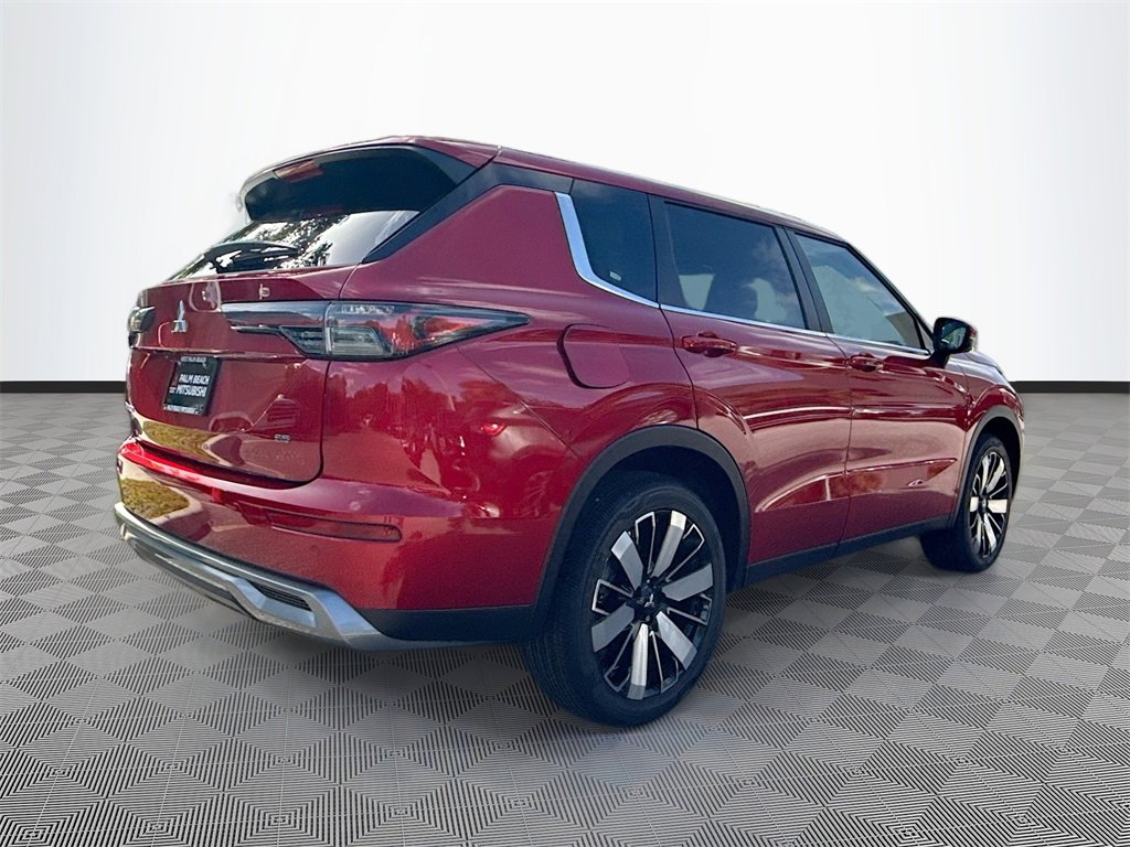 New 2025 Mitsubishi Outlander SE image 5