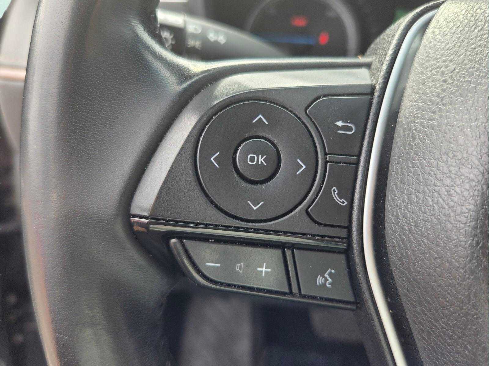 Used 2022 Toyota Venza XLE AWD/4WD image 28