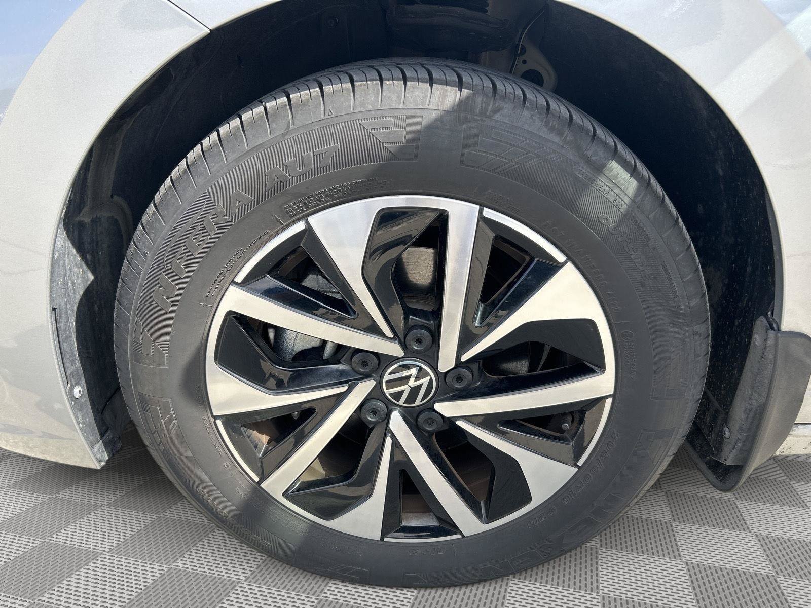 Used 2023 Volkswagen Jetta S FWD image 22