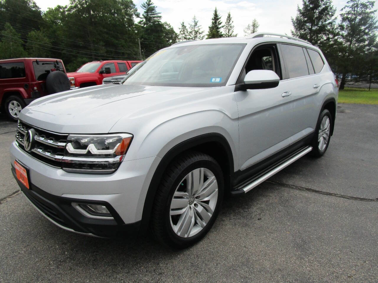 Used 2019 Volkswagen Atlas SEL image 2