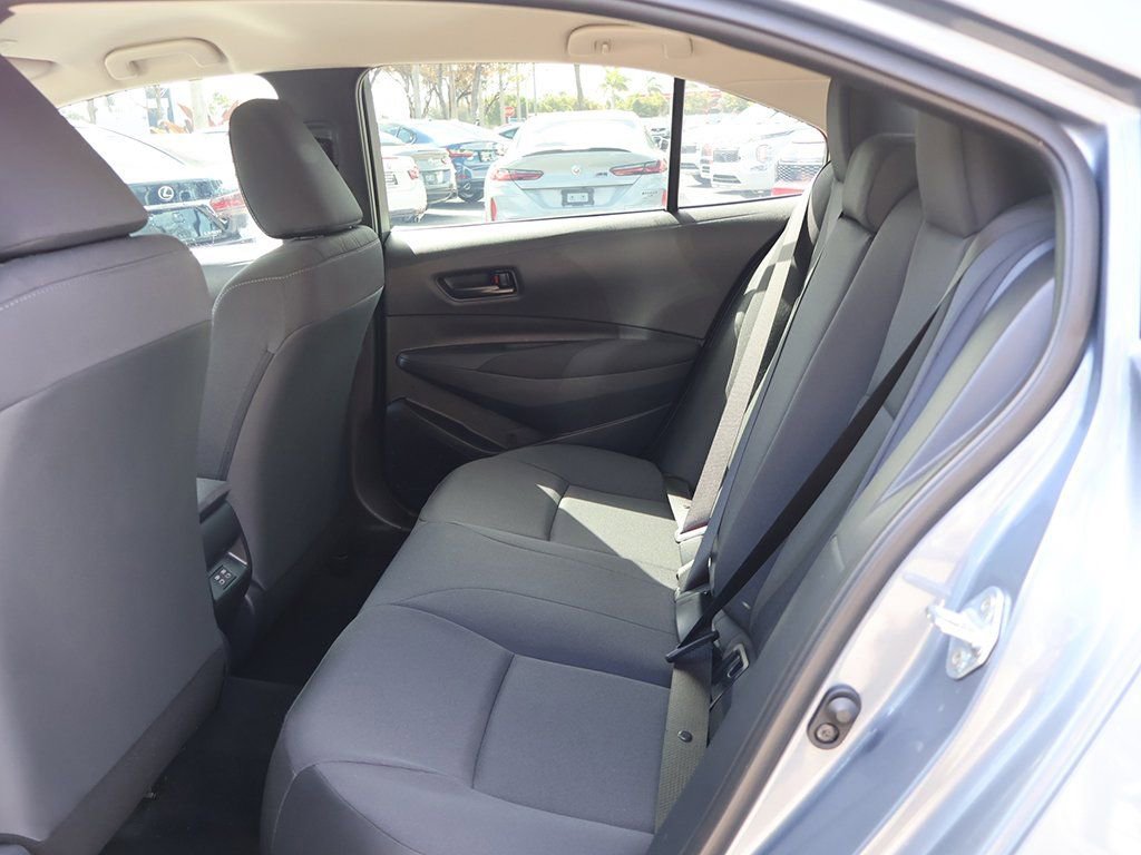 Used 2024 Toyota Corolla LE image 33