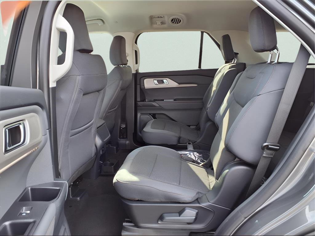 New 2026 Ford Explorer Active image 17