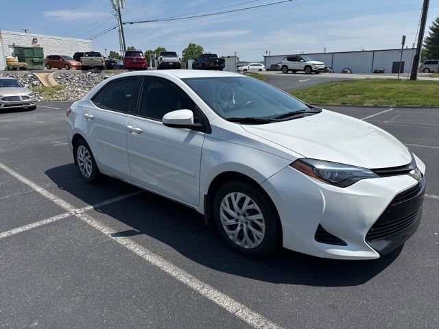 Used 2019 Toyota Corolla LE FWD image 5