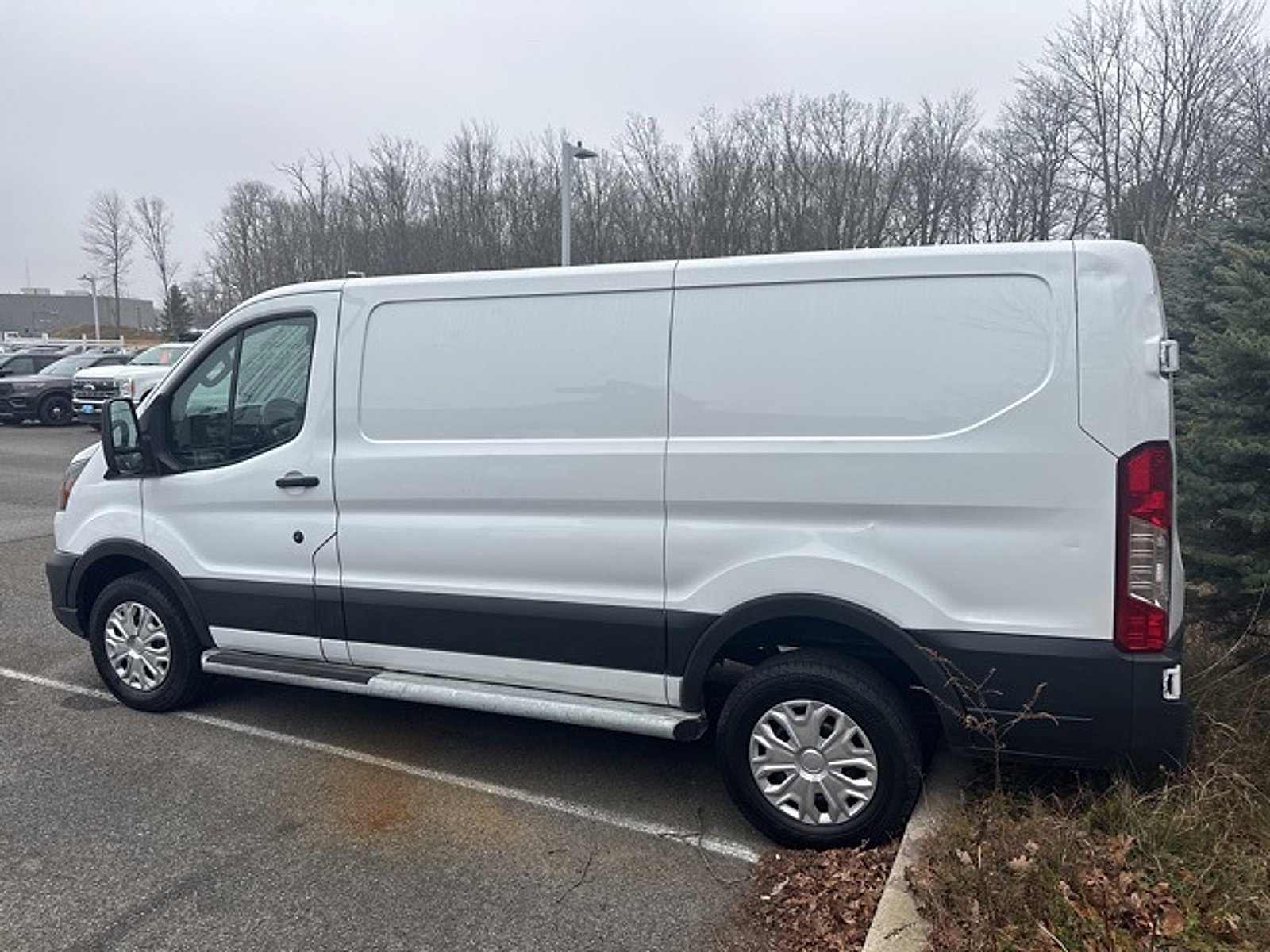 Used 2024 Ford Transit 250 w/ Exterior Upgrade Package image 8