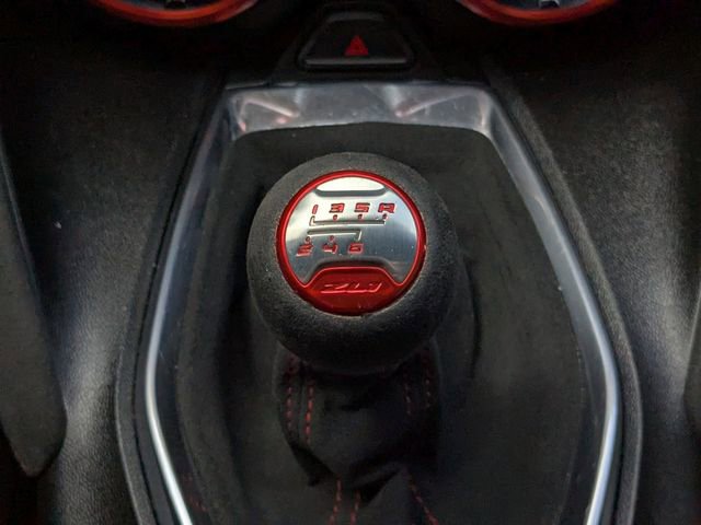 Used 2018 Chevrolet Camaro ZL1 image 30