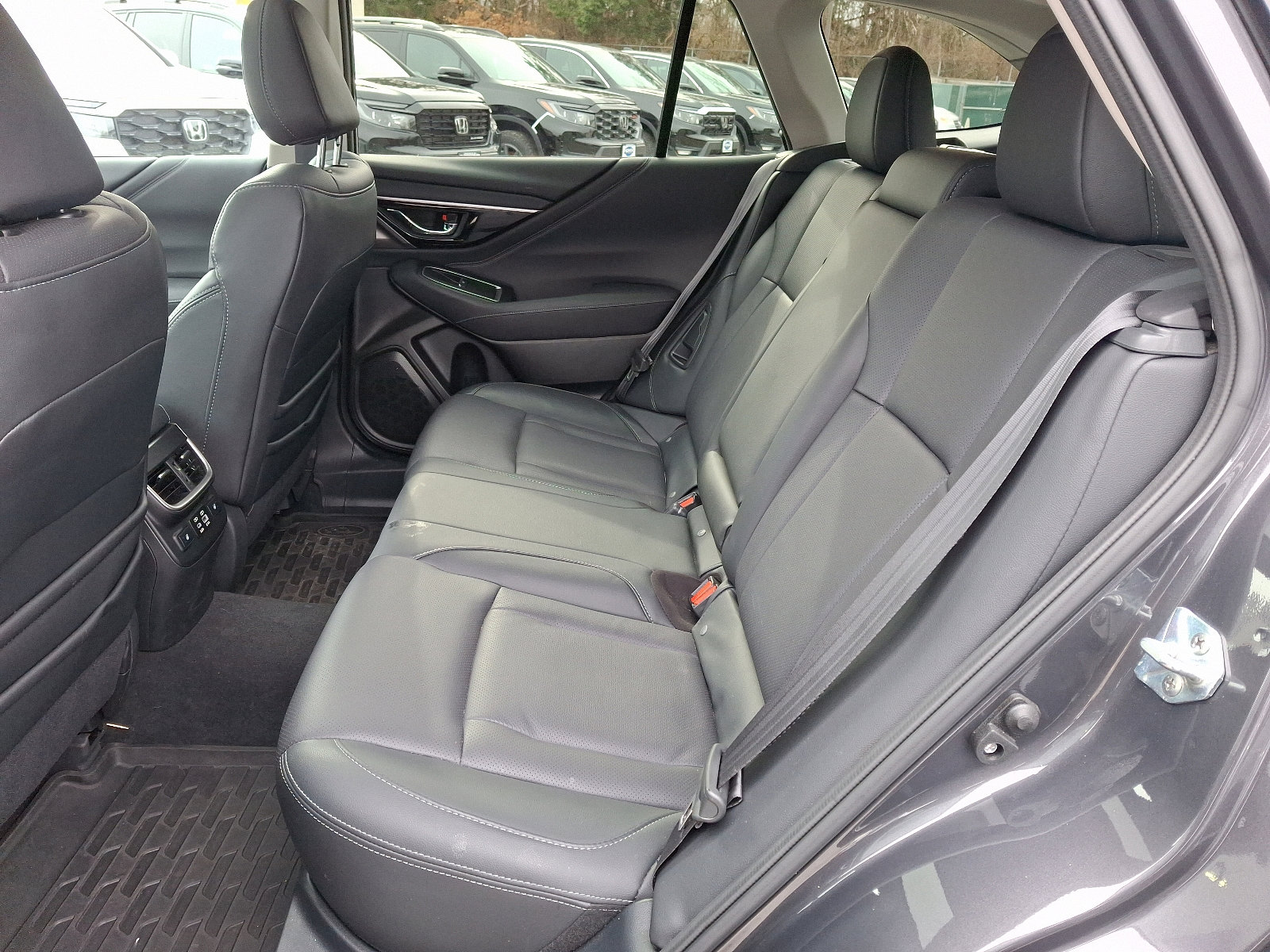 Used 2024 Subaru Outback Limited image 11
