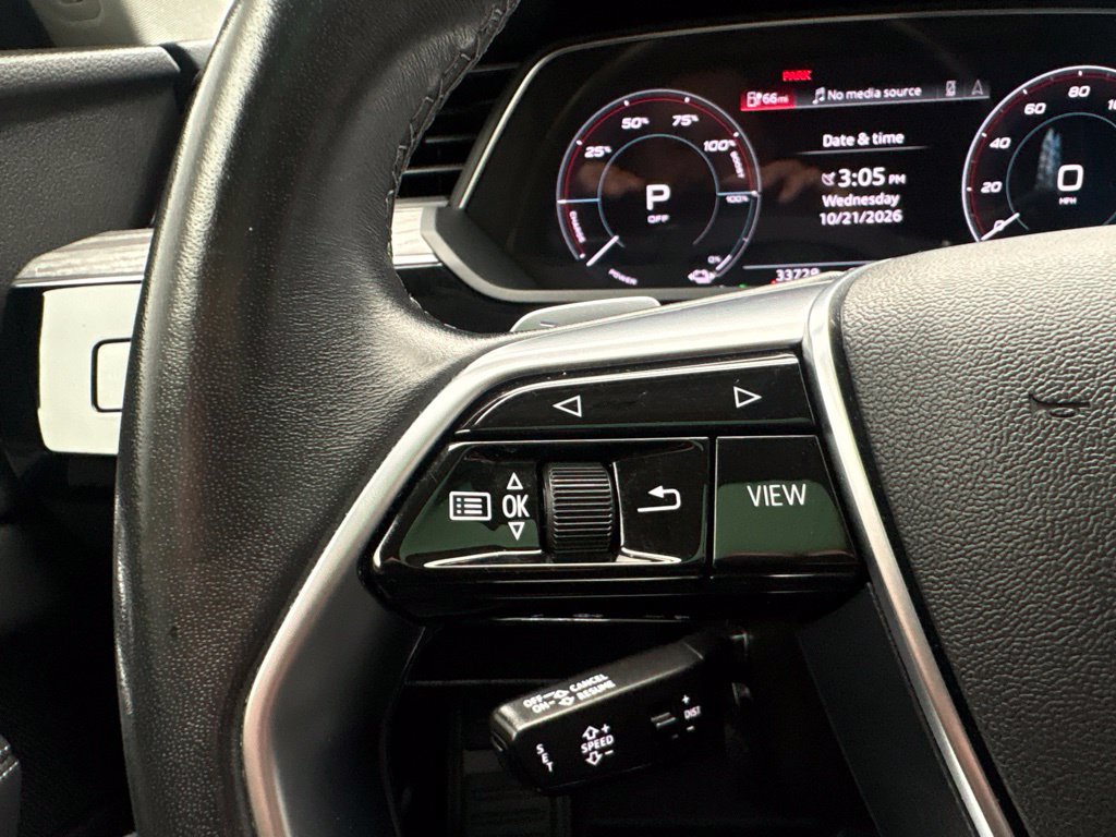 Used 2024 Audi Q8 e-tron Premium Plus AWD/4WD image 43