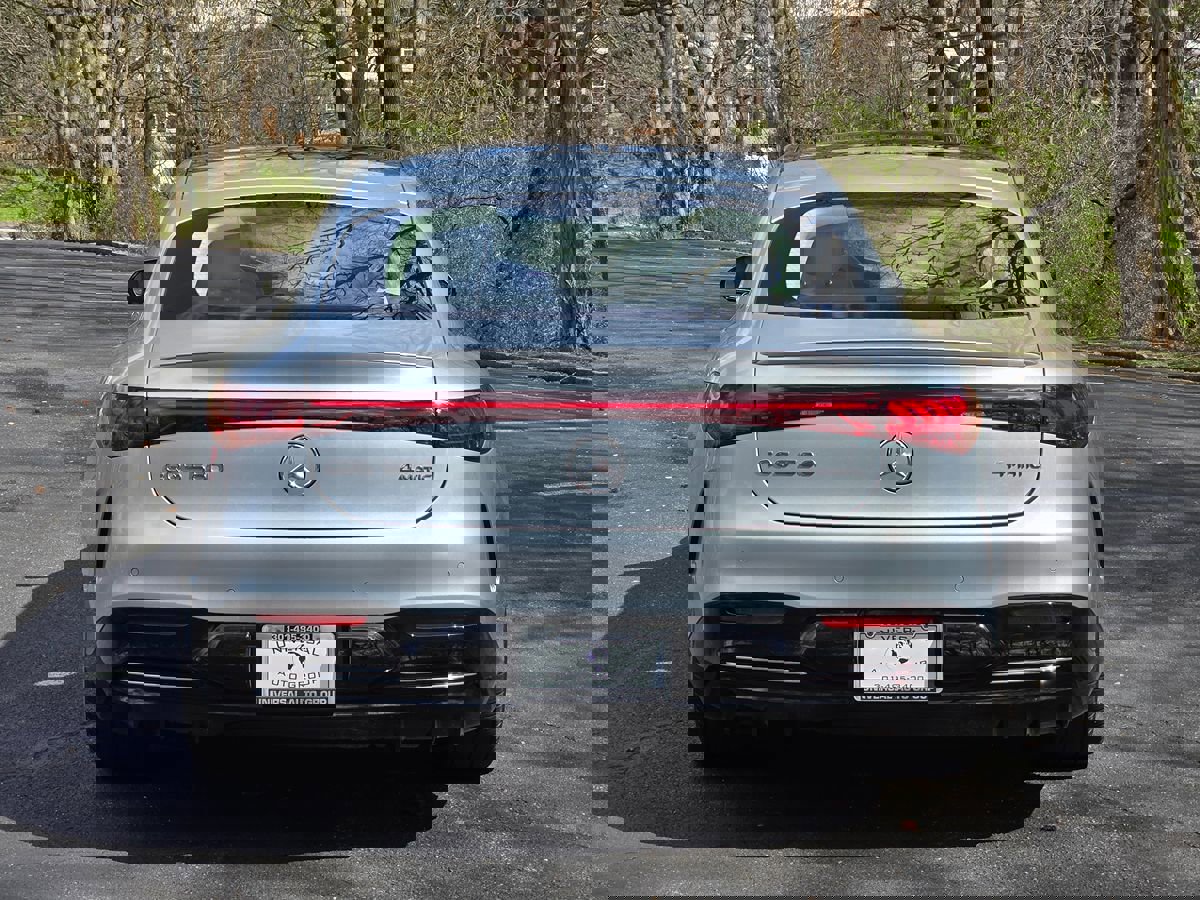 Used 2023 Mercedes-Benz EQS 580 4MATIC Sedan image 5