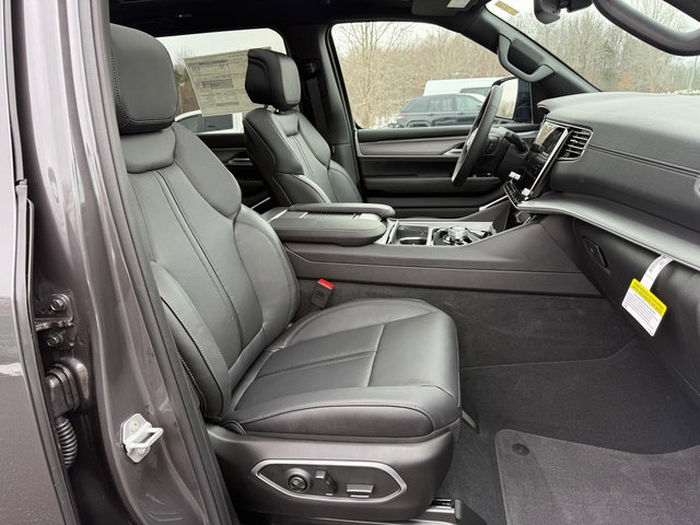 New 2026 Jeep Grand Wagoneer Limited image 29