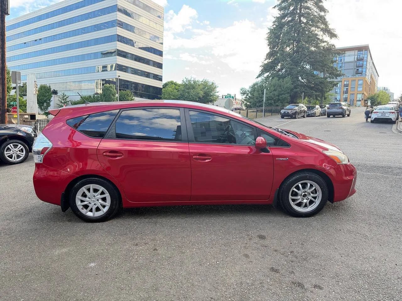 Used 2012 Toyota Prius V Two FWD image 8