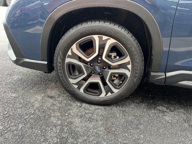 Used 2023 Subaru Ascent Limited AWD/4WD image 32