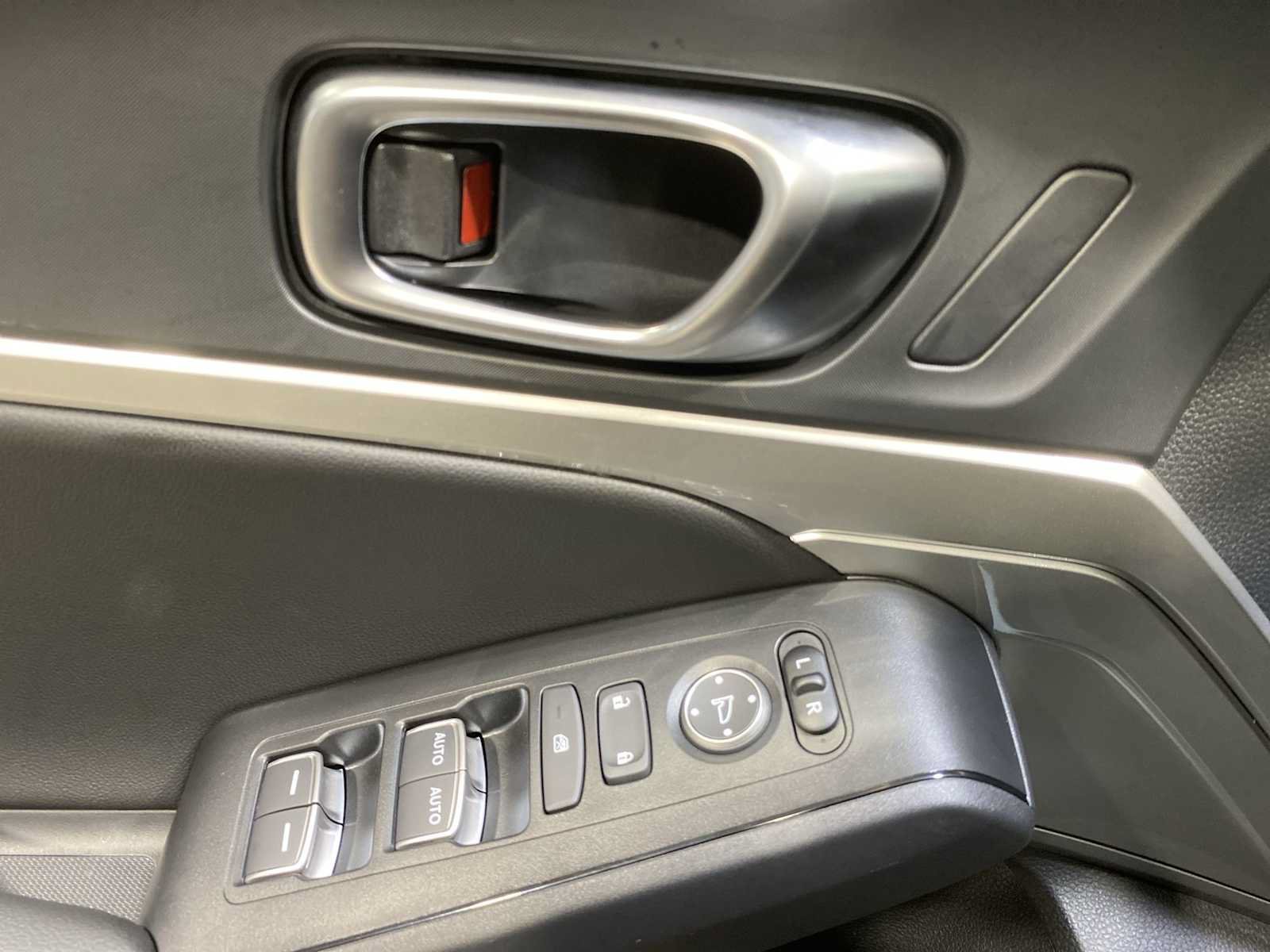 Used 2026 Acura Integra FWD image 23