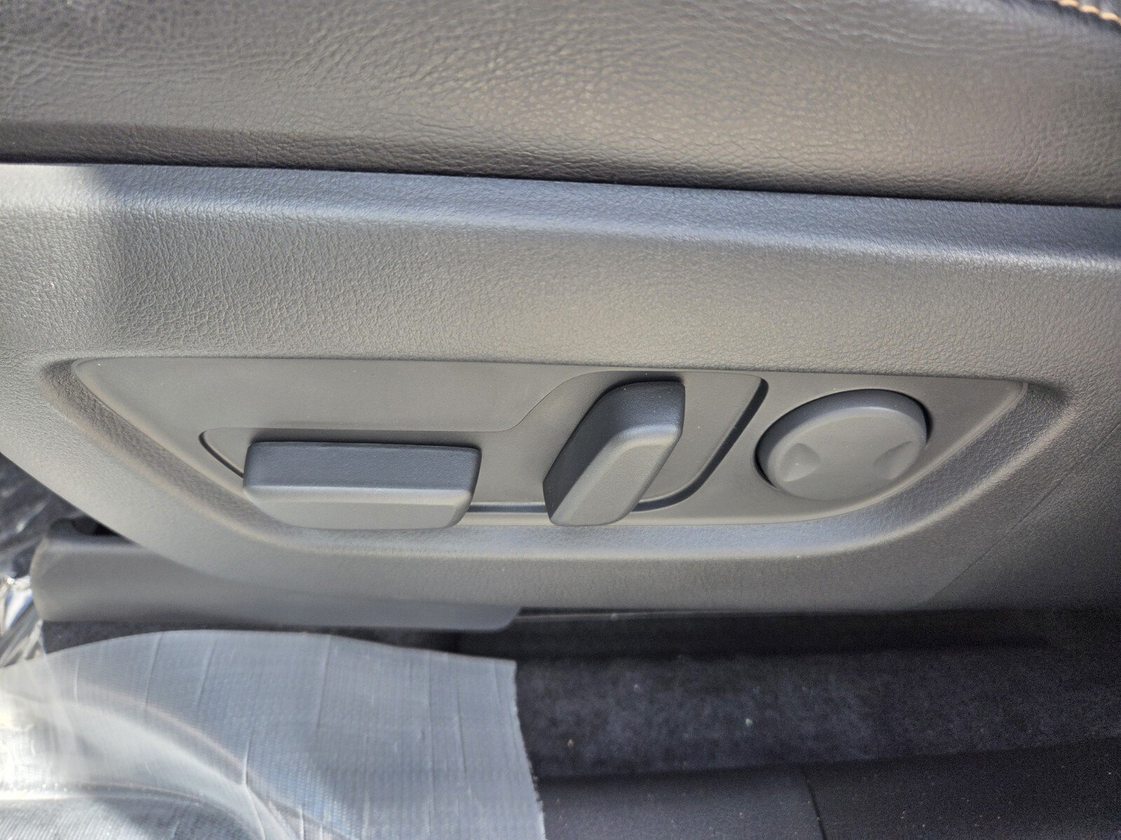 New 2026 MAZDA CX-90 Plug-In Hybrid w/ Premium Plus AWD/4WD image 4