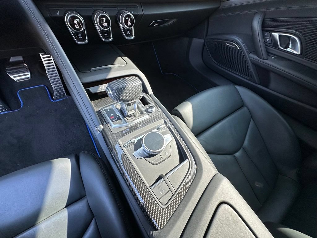 Used 2023 Audi R8 V10 performance RWD image 30