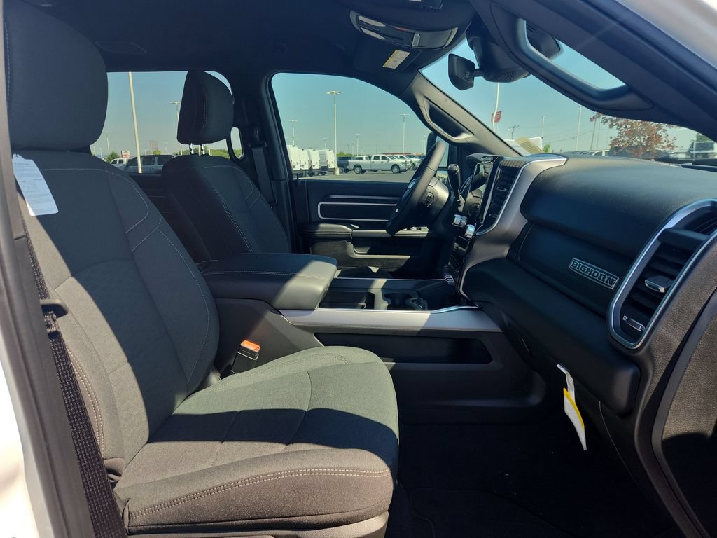 New 2026 RAM 3500 Big Horn AWD/4WD image 23
