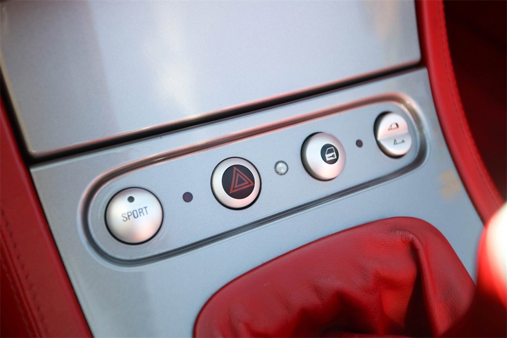 Used 2001 BMW Z8 image 28