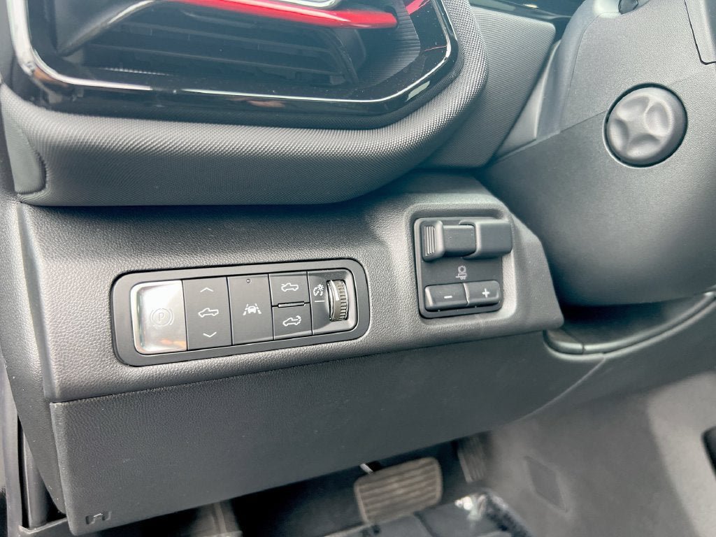 New 2024 Chevrolet Silverado EV RST AWD/4WD image 15