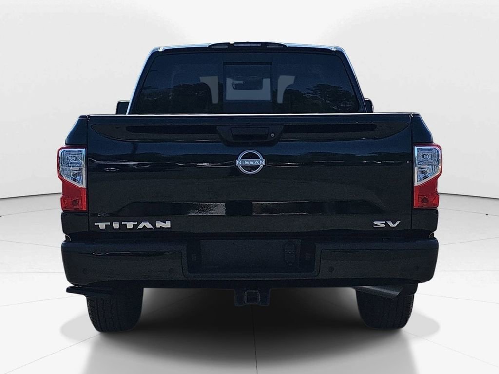 Used 2024 Nissan Titan SV w/ SV Convenience Package image 6