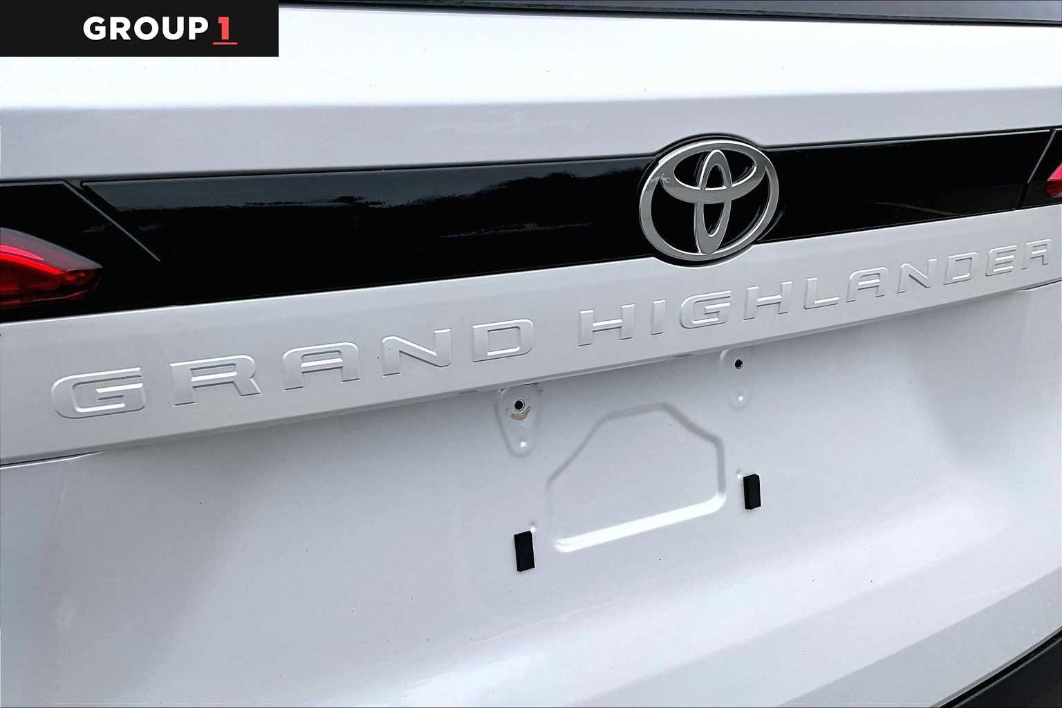 Used 2024 Toyota Grand Highlander AWD image 33