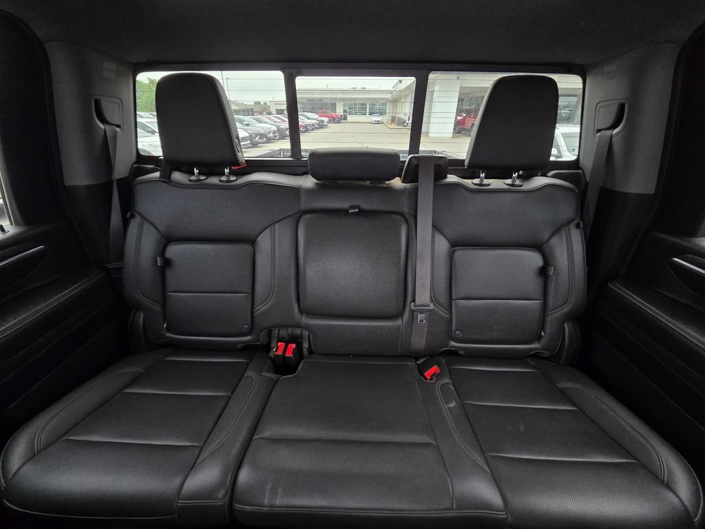 Used 2024 Chevrolet Silverado 2500 LTZ w/ LTZ Convenience Package AWD/4WD image 28