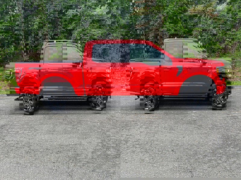 Certified 2023 Ford F150 XLT w/ Equipment Group 302A High image 5