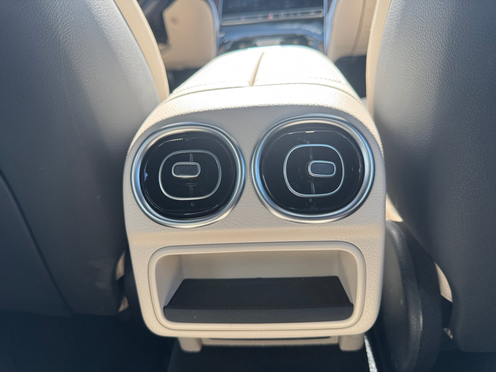 Certified 2025 Mercedes-Benz C 300 4MATIC Sedan image 19