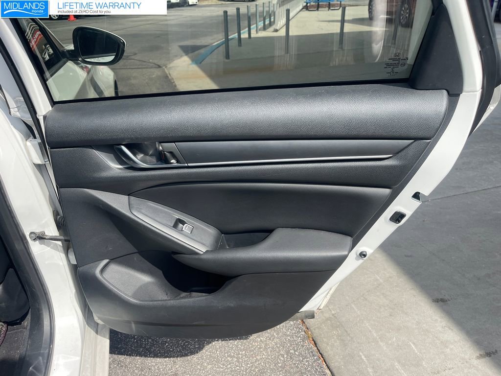 Used 2019 Honda Accord Sport image 18