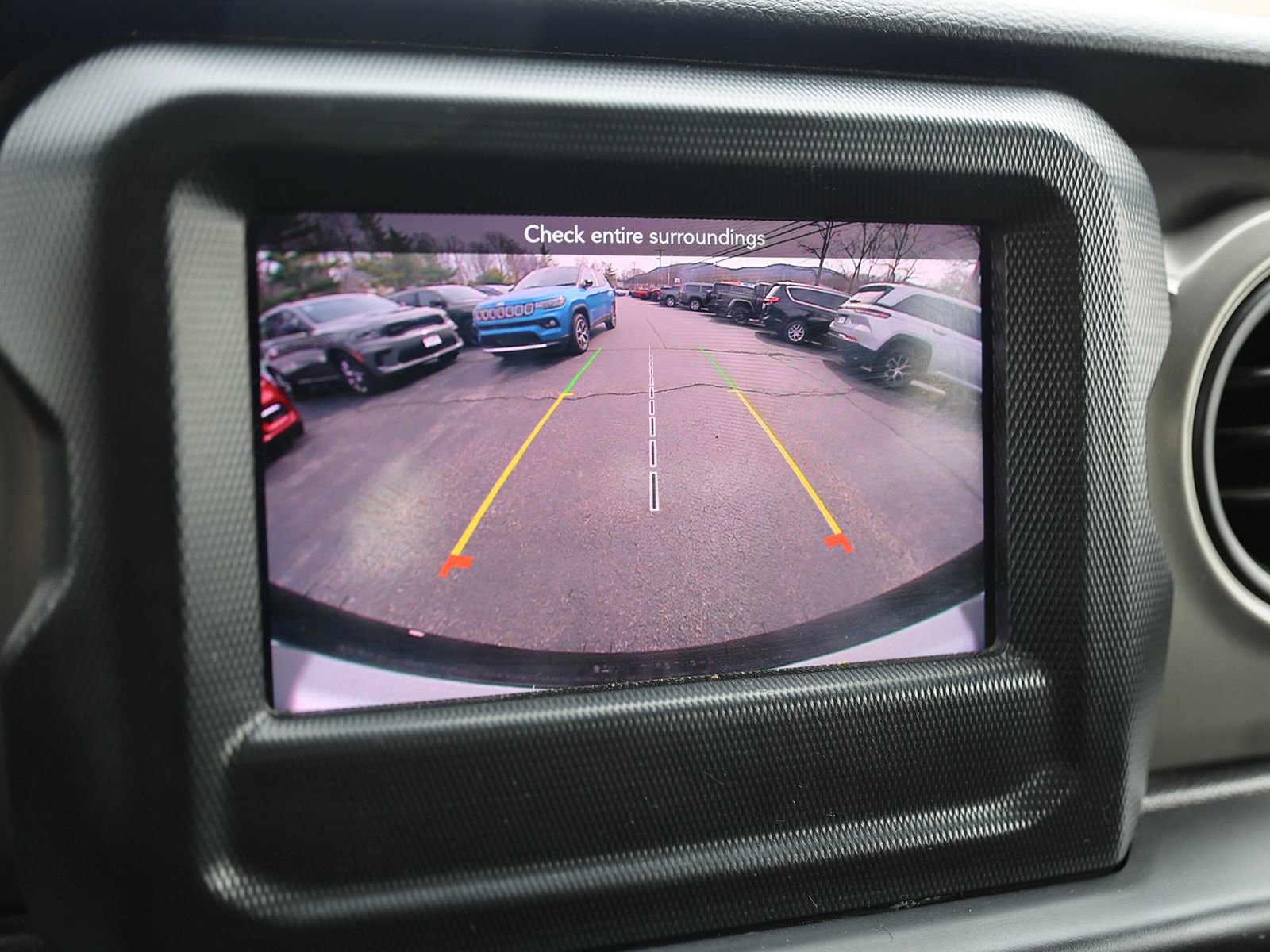 Used 2022 Jeep Wrangler Unlimited Sport image 24