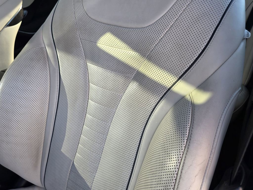 Used 2017 Mercedes-Benz S 550 Sedan w/ Sport Package w/ Sport Package image 12