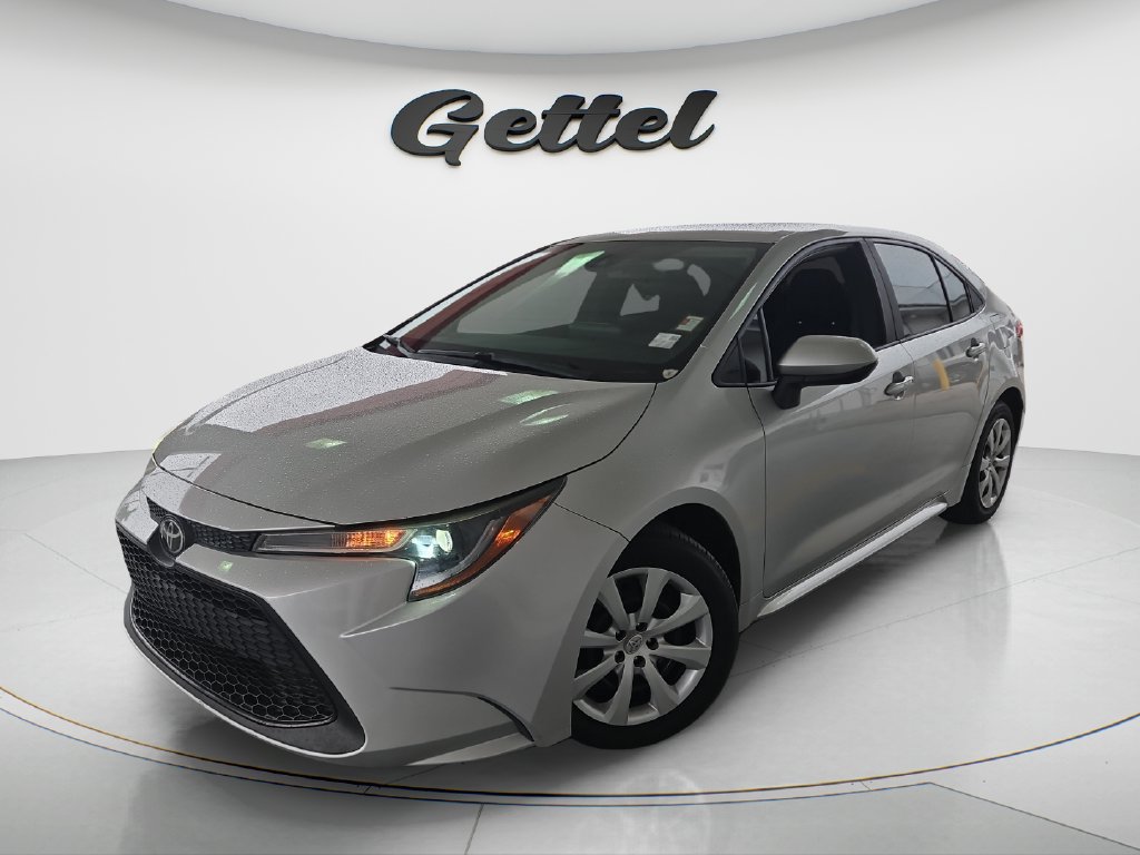 Certified 2022 Toyota Corolla LE FWD image 1