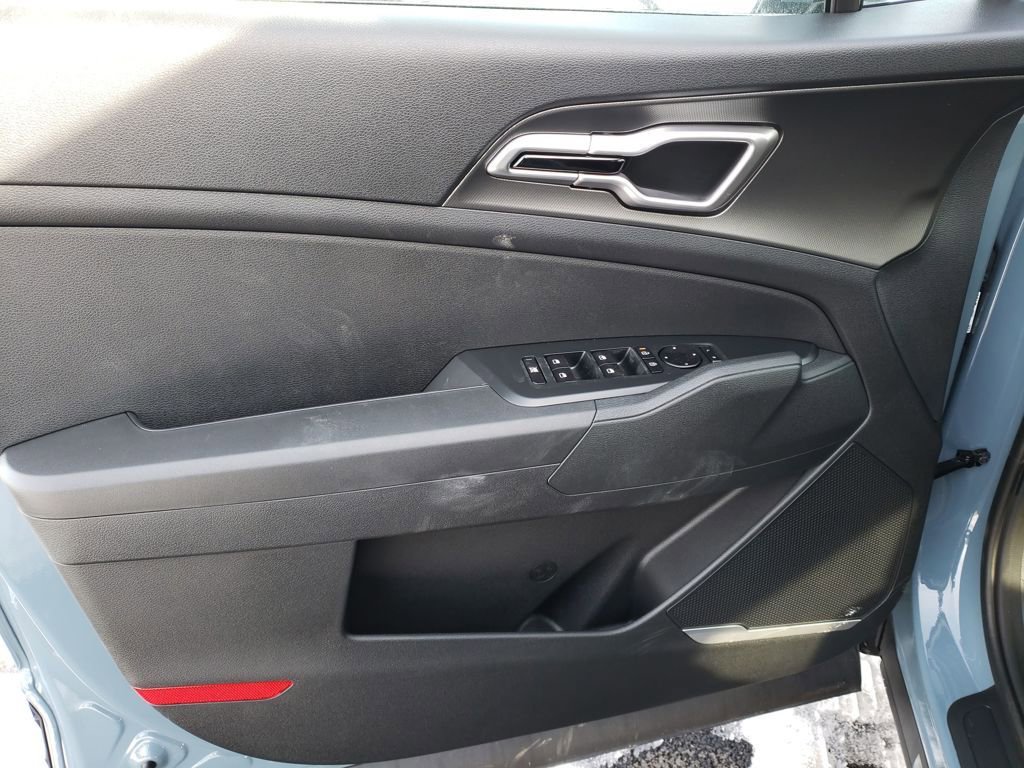 New 2026 Kia Sportage S AWD/4WD image 16