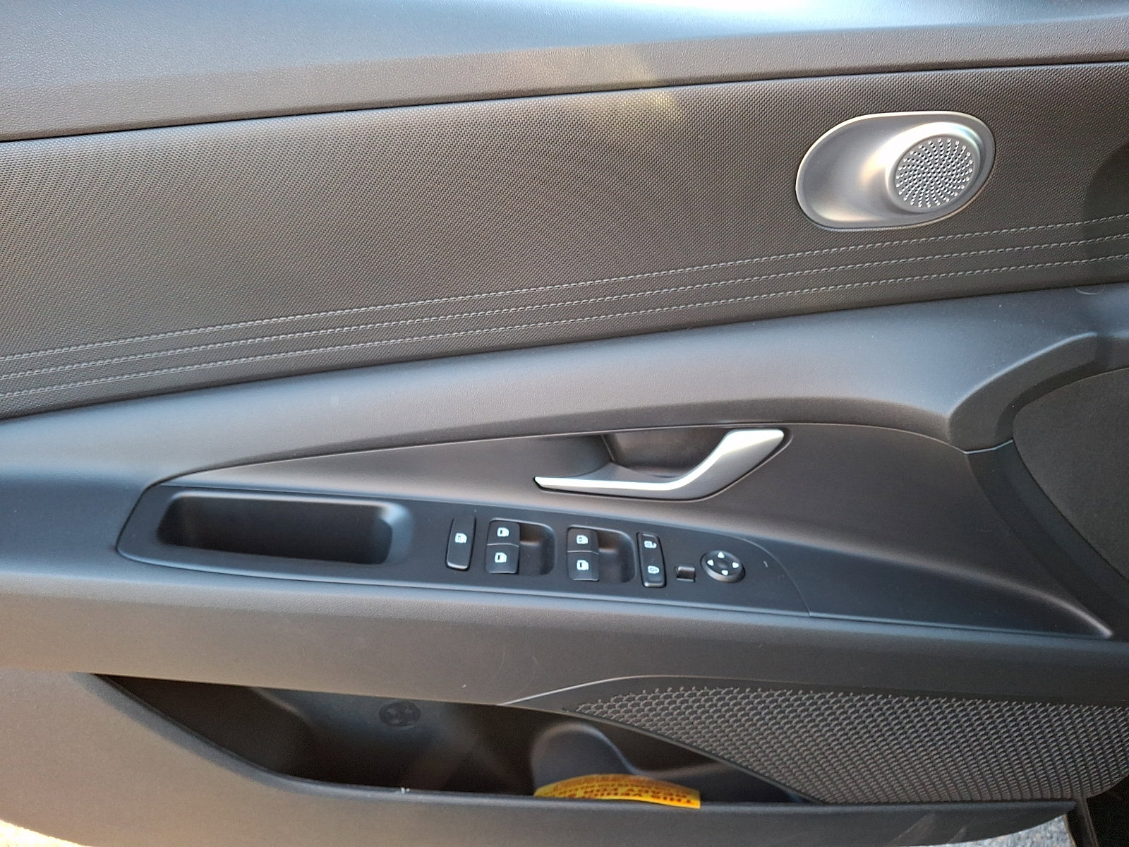 Certified 2023 Hyundai Elantra SEL w/ Cargo Package image 13