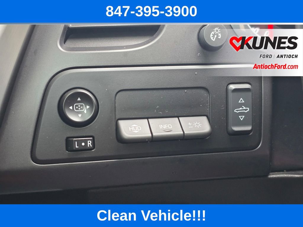 Used 2015 Chevrolet Corvette Stingray Convertible w/ 3LT Preferred Equipment Group image 57