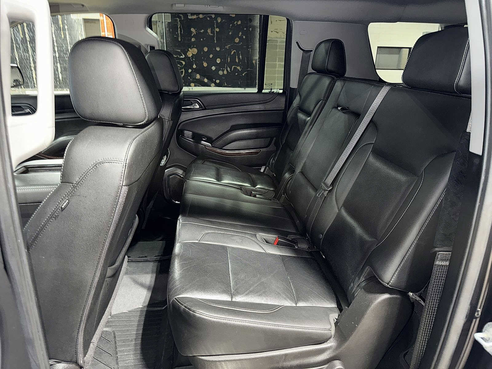 Used 2020 GMC Yukon XL SLT w/ Premium Edition image 17