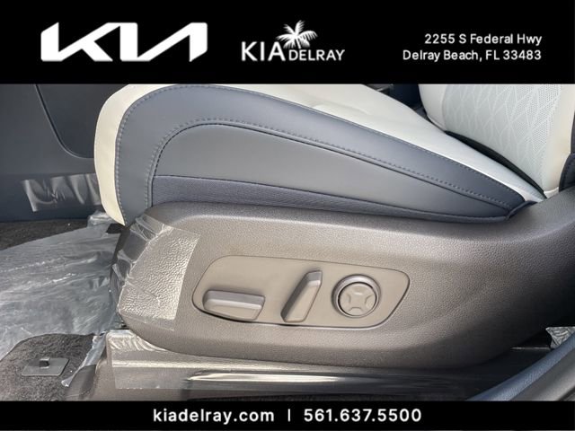 New 2026 Kia Carnival SX image 17