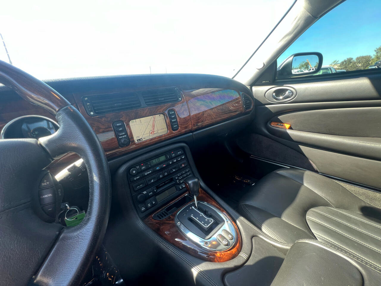 Used 2006 Jaguar XK8 Coupe image 21