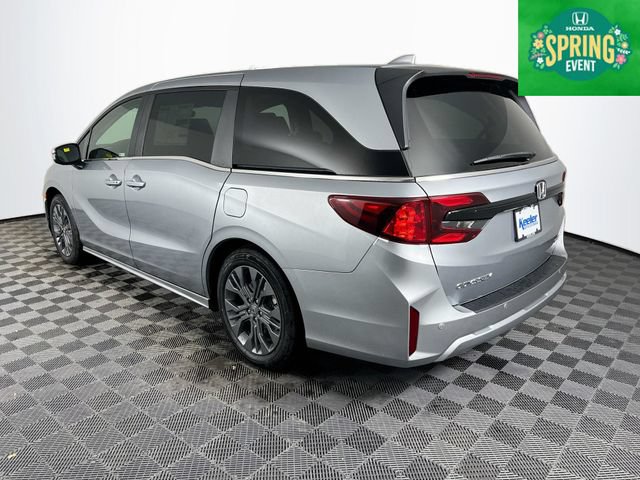 New 2026 Honda Odyssey Touring image 4
