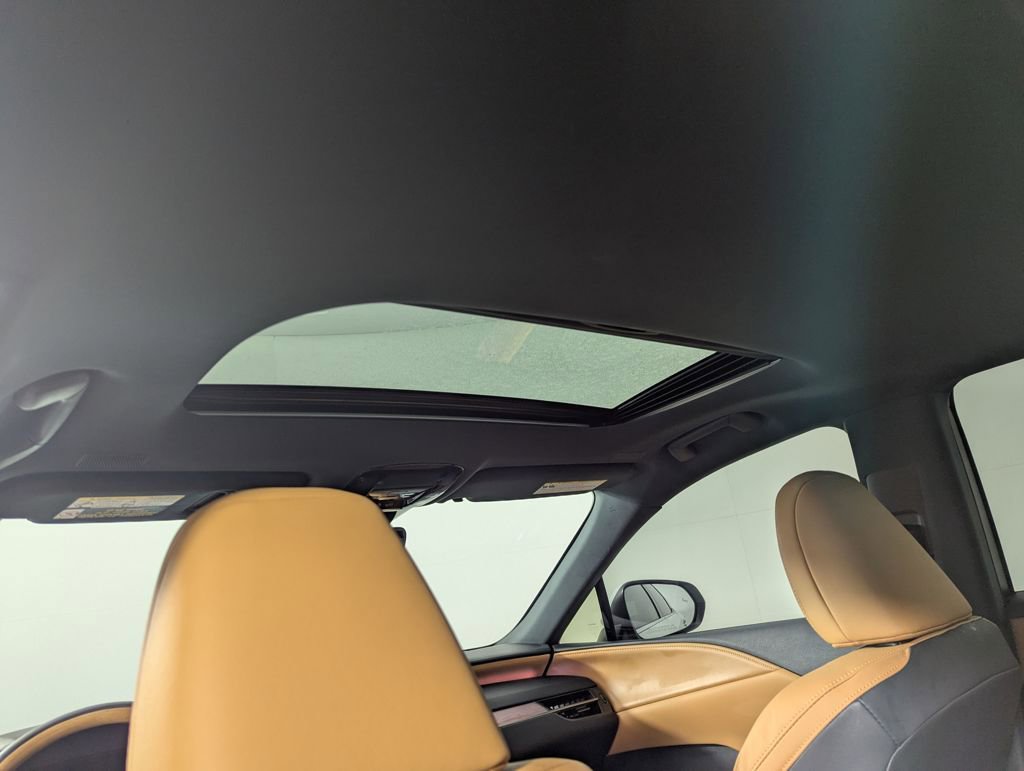 Used 2025 Lexus RX 350 Premium Plus w/ Accessory Package (K3) image 16