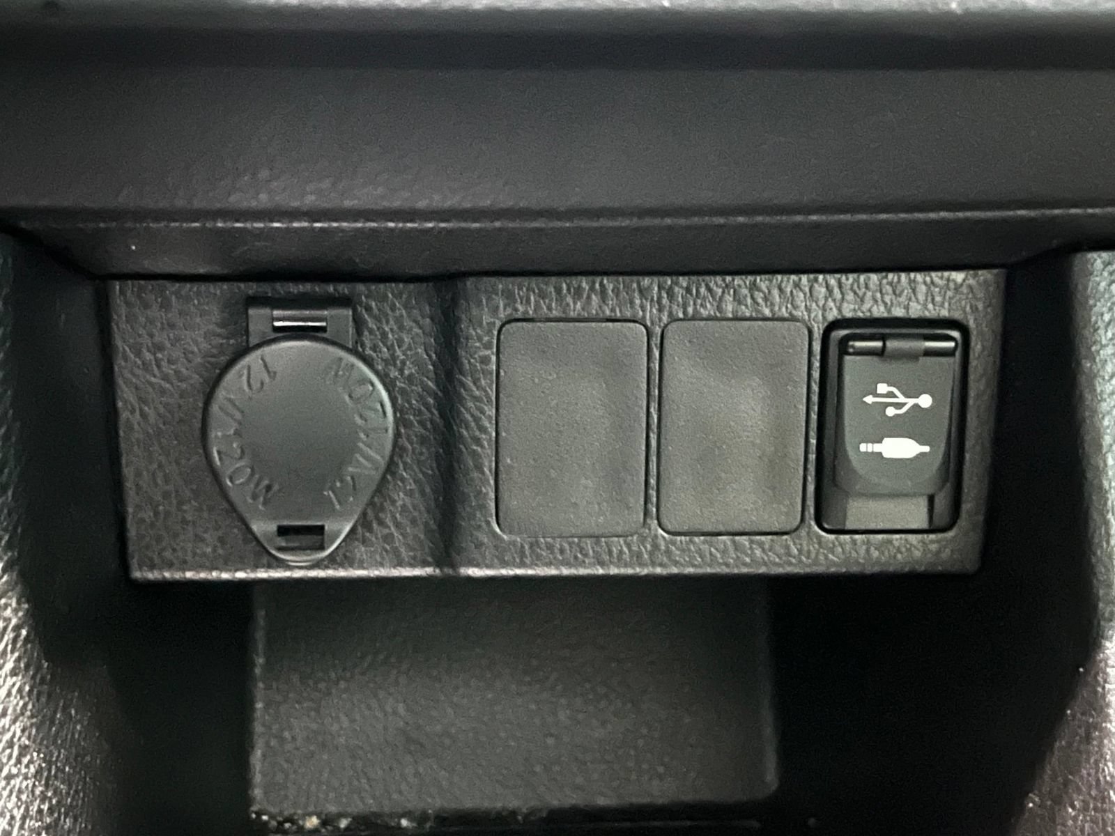 Used 2016 Toyota Corolla LE FWD image 23