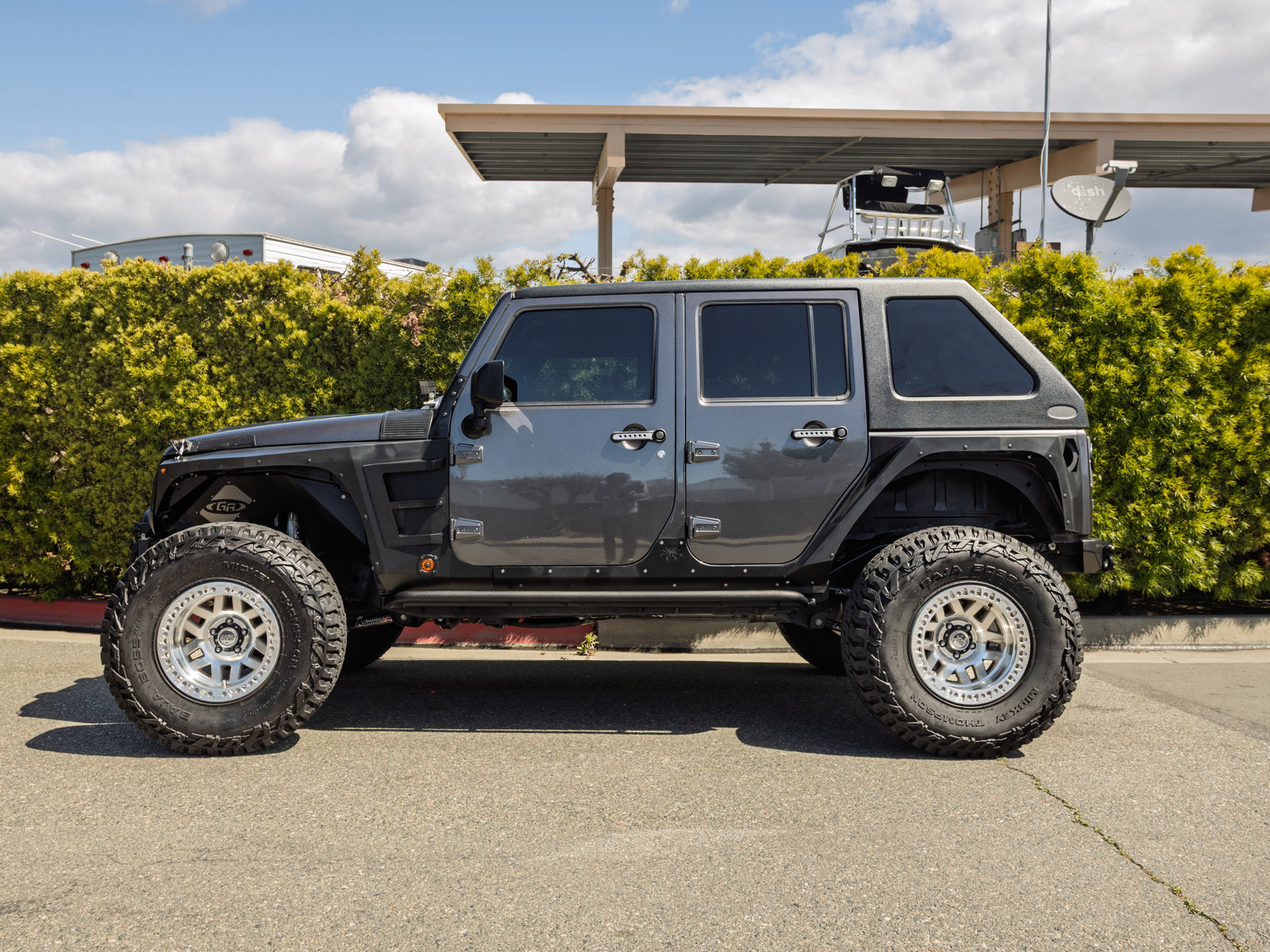 Used 2016 Jeep Wrangler Unlimited Sport w/ Quick Order Package 24S AWD/4WD image 8