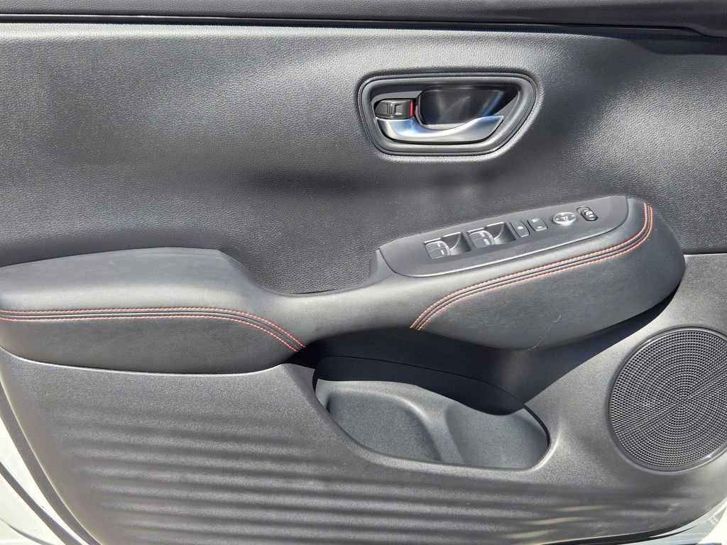 Used 2024 Honda HR-V Sport image 11