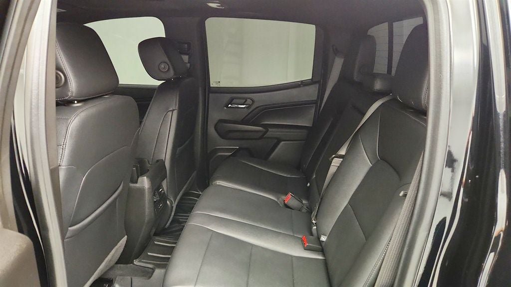 Used 2024 GMC Canyon Elevation w/ Elevation Premium Package AWD/4WD image 21