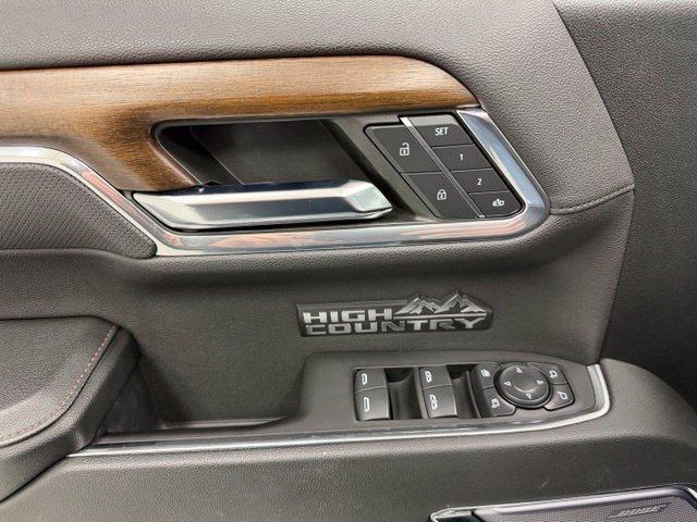 Certified 2024 Chevrolet Silverado 1500 High Country w/ Technology Package AWD/4WD image 20