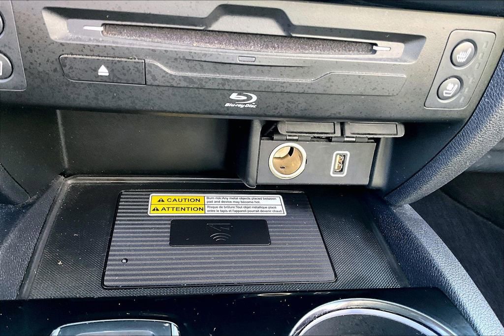 Used 2019 Honda Pilot Touring image 16