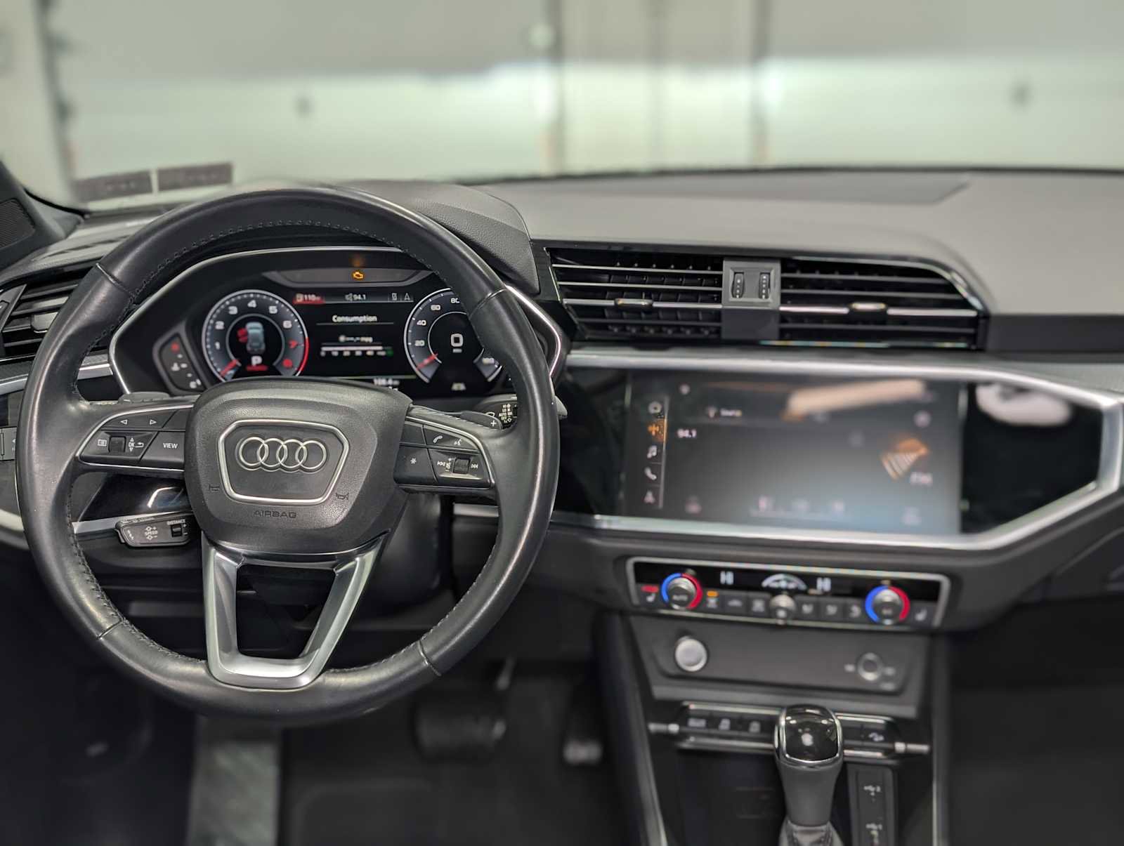 Used 2020 Audi Q3 2.0T Premium Plus image 5