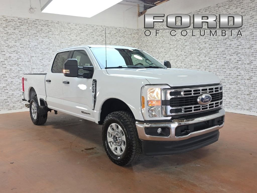Used 2023 Ford F250 XLT w/ FX4 Off-Road Package AWD/4WD video 1