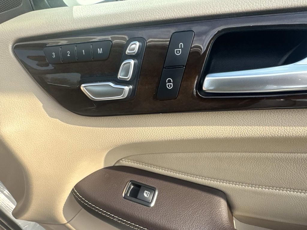 Used 2018 Mercedes-Benz GLS 450 4MATIC image 15