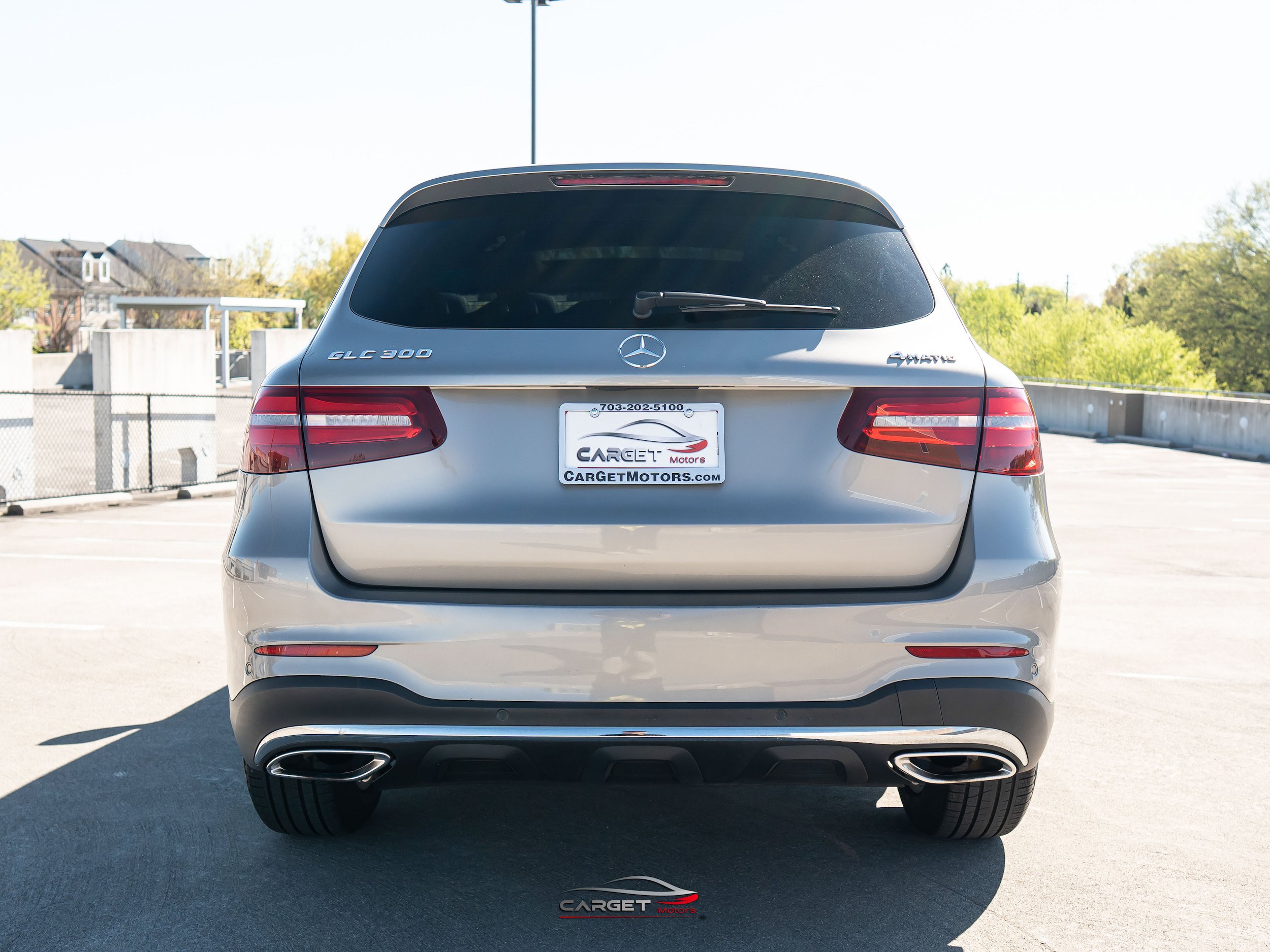 Used 2019 Mercedes-Benz GLC 300 4MATIC w/ Multimedia Package image 5